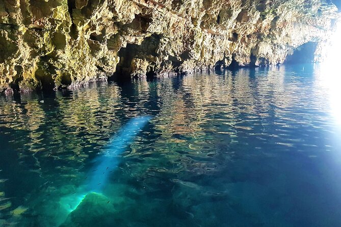 Private Boat Tour from Hvar - Blue and Green cave, Vis, and the Pakleni islands - Why this private Hvar boat tour works well