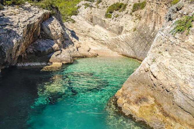 Private Boat Tour from Hvar - Blue and Green cave, Vis, and the Pakleni islands - Leaving Hvar for Vis and Stiniva Cove