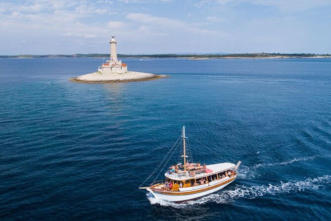 Private Boat Tour to Kamenjak and Levan Island with Lunch - What this Medulin boat trip is really like