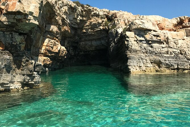 Private Boat Tour with Captain Stile in Medulin - Captain Stile and the guiding style