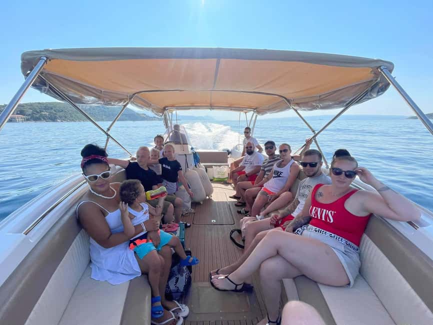 Private Boat Tour with Customized Itinerary from Split - Hvar, Vis, and Biševo by boat
