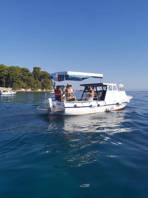 Private Boat tour with refreshing drinks Zadar - Ošljak Is the Most Unusual Island Stop