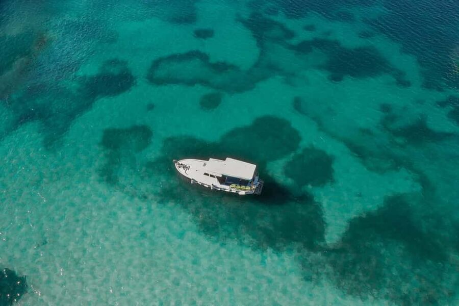 Private Boat tour with refreshing drinks Zadar - Galevac Adds a Monastery View