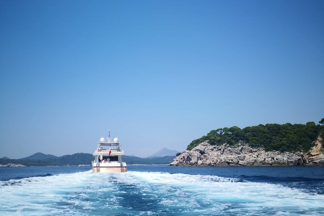 Private Boat Tours Dubrovnik to Hvar - The first run past the Elaphiti Islands