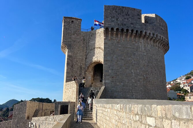 Private City Wall tour of Dubrovnik - Starting at Amerling Fountain near the Old Town