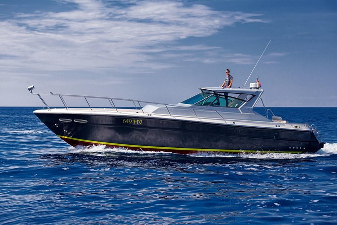 Private custom Blue & Green Cave tour with yacht from Hvar town - A full day from Hvar to the outer islands