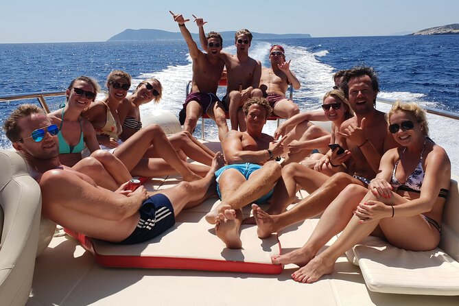 Private Custom Island Hopping Speedboat Tour from Hvar - What the crew adds to the experience