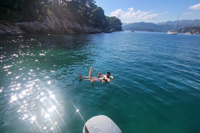 Private Elaphiti Islands Boat Tour Tailor-Made 8h - Skippers, timing, and the private-tour advantage