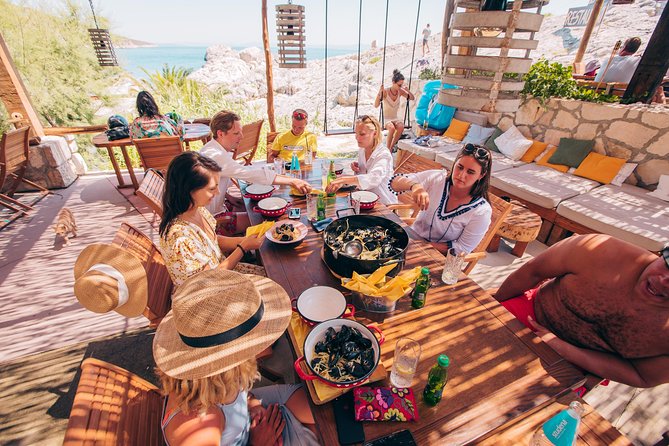 Private - Full day sailing from Hvar to Pakleni islands (up to 8 travellers) - Milna combines swimming with a local lunch