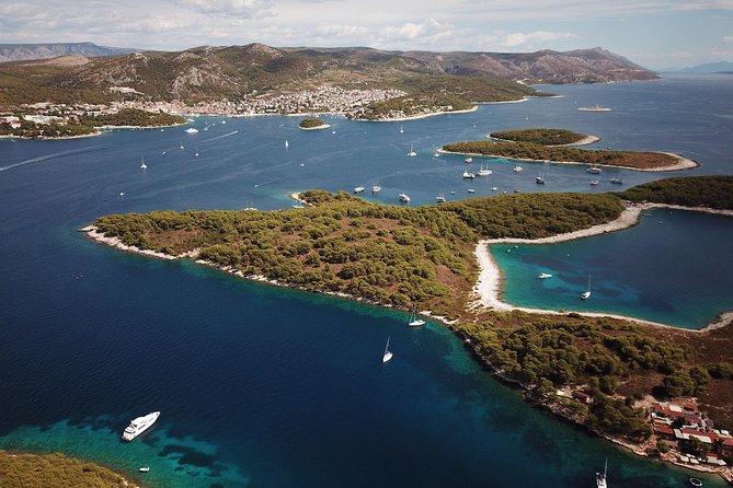 Private Half-Day Kayak Experience in Hvar and Pakleni Islands - When the wind changes the itinerary
