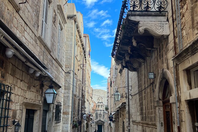 Private History Old Town and City Wall Tour in Dubrovnik - Timing, meeting point, and practical planning