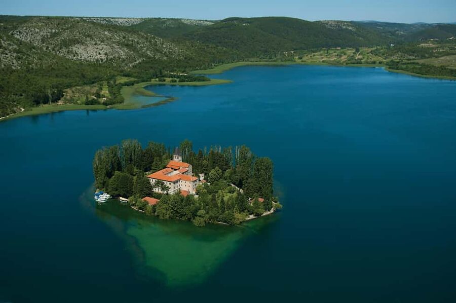 Private Krka National Park & Klis Fortress from Split - Cruising the Krka River toward Skradin