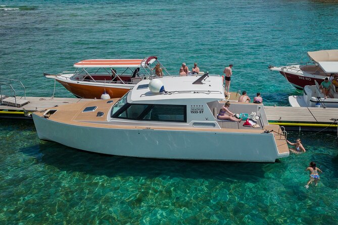 Private Red Rocks and Pakleni Islands beach hopping speedboat tour - Timing, weather, and practical planning