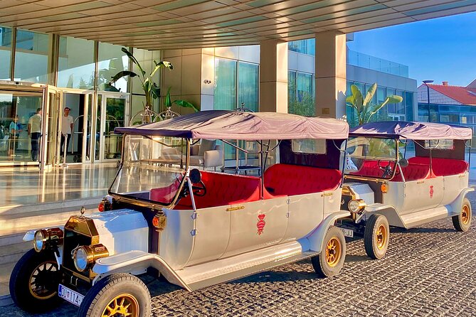 Private Sightseeing Tour in Dubrovnik with a Classic Old Car - Key points at a glance
