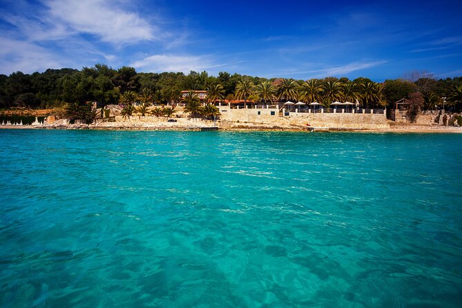 Private Speed Boat Tour of Hvar South Shore & Pakleni islands - Crossing to Palmizana Botanical Garden