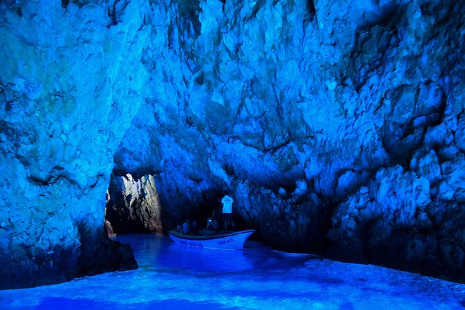 Private Speed Boat Tour to Blue Cave & Pakleni islands - Key points to know before booking