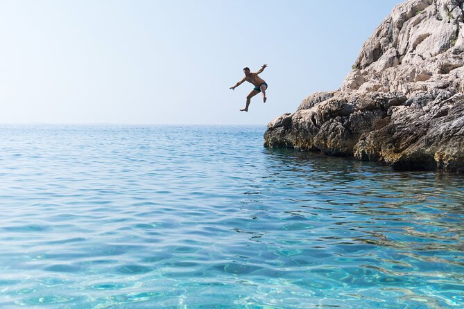 Private Speed Boat Tour to Blue Cave & Pakleni islands - Palmizana for lunch and a garden walk
