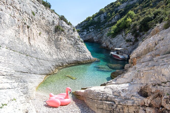 Private Speed Boat Tour to Blue Cave & Pakleni islands - Mlini Beach and the final swim