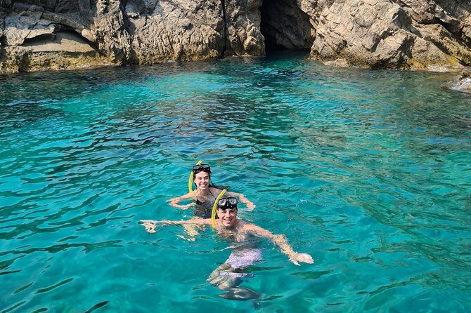 Private Speedboat Tour - Blue Cave and Green Cave swimming stops