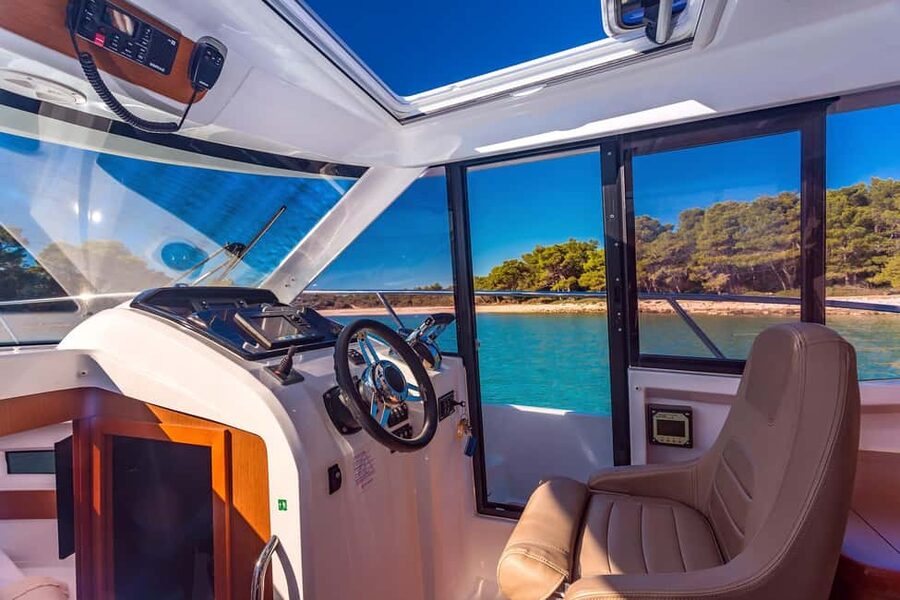 Private speedboat tours Sea Symphony - Comfort, pace, and the private-group advantage
