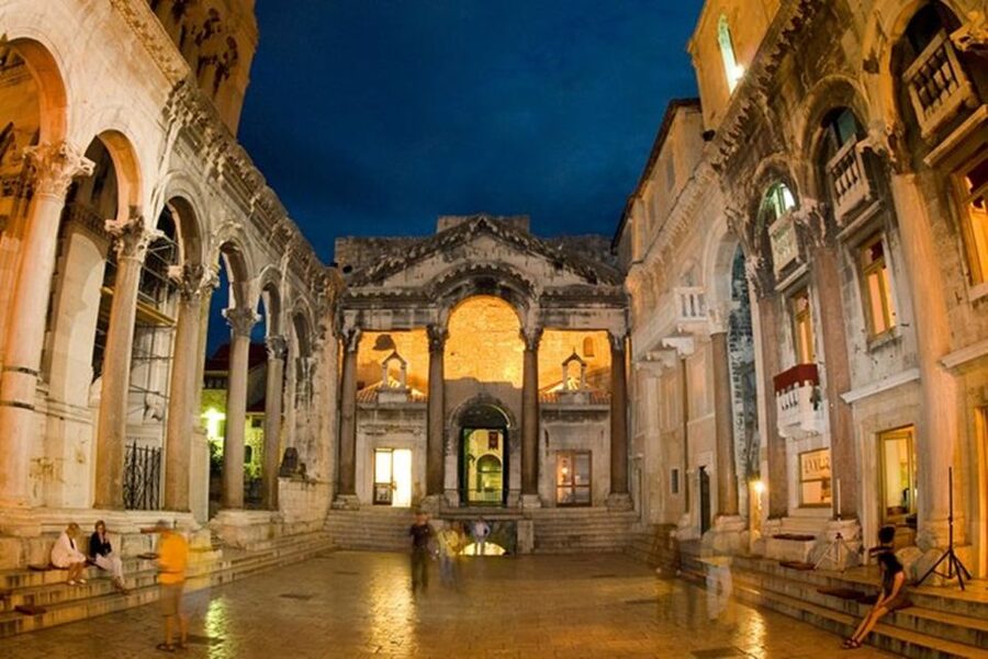Private Split & Trogir Wine Tasting & Vineyard with Sea View - Who should book this Split and Trogir day