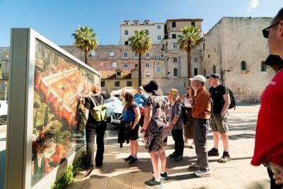 Private Split: Visit Diocletian Palace & Taste Food at the Market
