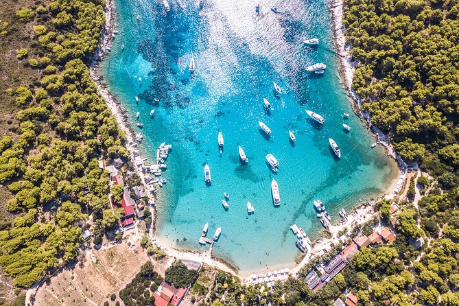 Private Tour of Red rocks, Pakleni Islands and Hvar's Southern Beaches - The skipper can make or break the day