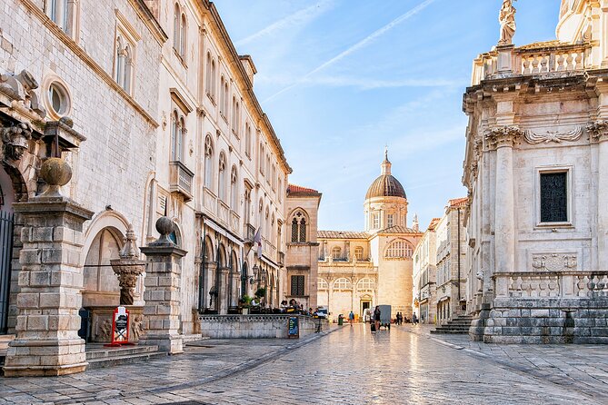 Private Transfer from Split to Dubrovnik with 2 hours for sightseeing - The coastal route and arrival in Dubrovnik