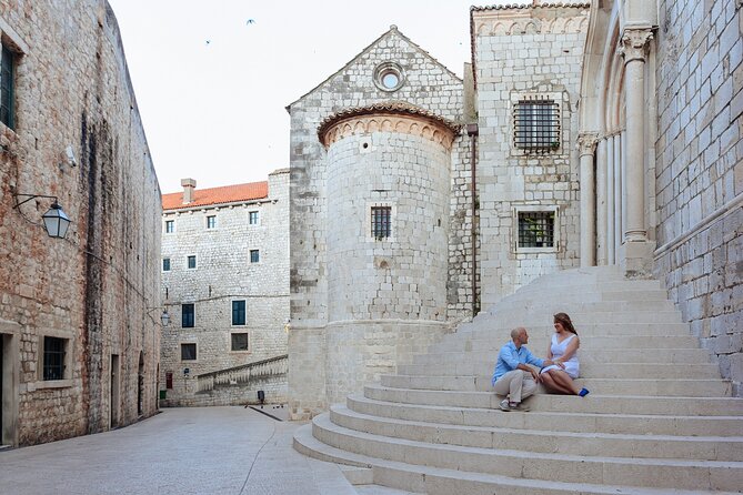 Private Vacation Photography Session with Local Photographer in Dubrovnik - How the $325 group price compares with the value