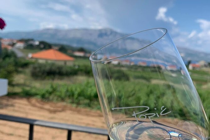 Private Wine and Gin Tour Around the Island of Korcula - What the private vehicle adds