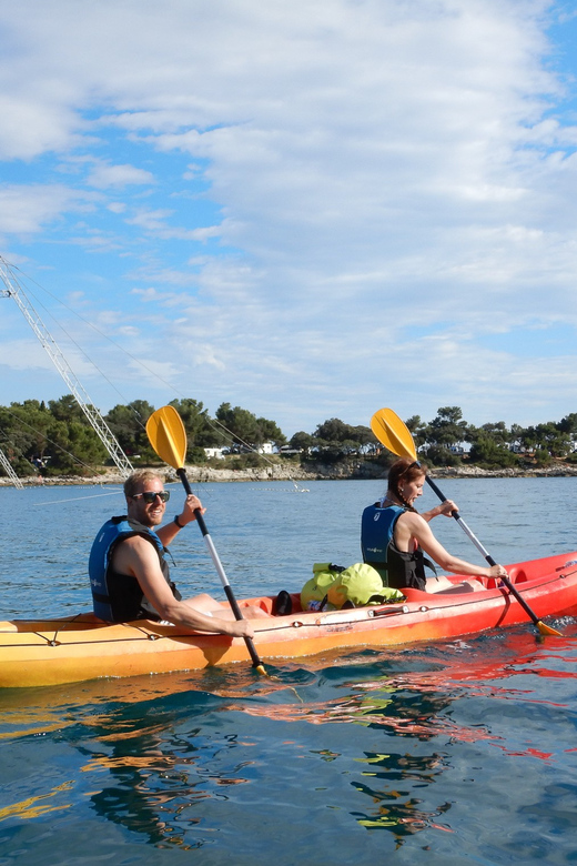 Pula: 3-hrs Kayak, Cliffs & Snorkeling Small Group Adventure - Rock jumping for the adrenaline seekers