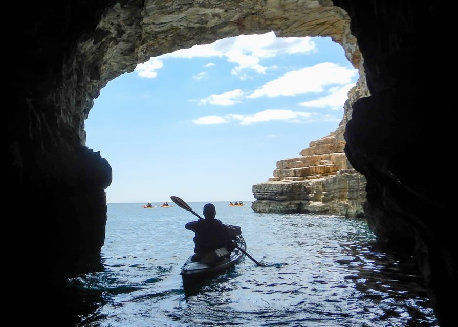 Pula: 3-hrs Kayak, Cliffs & Snorkeling Small Group Adventure - Learning to control the kayak
