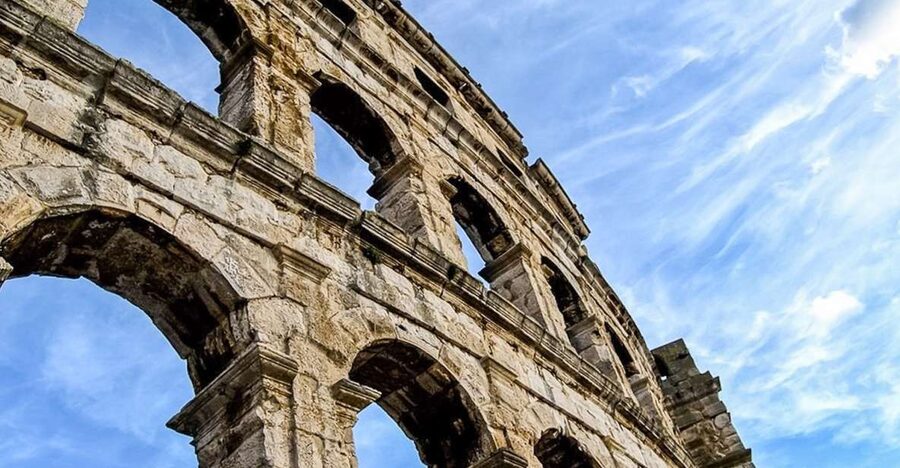 Pula: Arena Entrance Ticket - Entering Pula Arena with a prepaid ticket