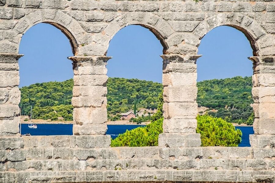 Pula: Arena Entrance Ticket - The outer walls give you a free preview