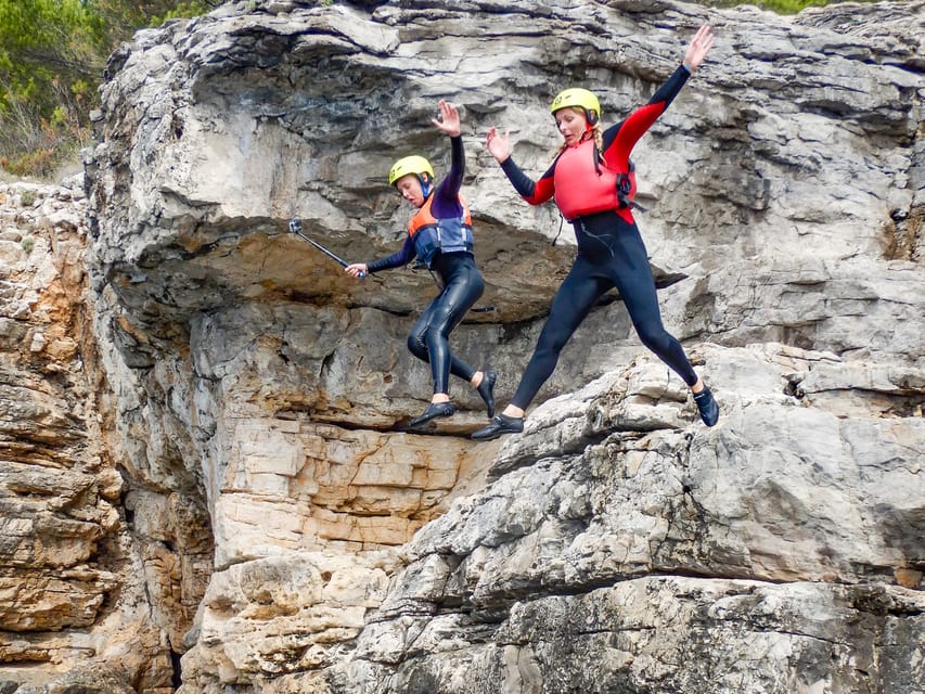 Pula: Coasteering Adventure with Guide and Photos - My verdict on the Pula coasteering trip