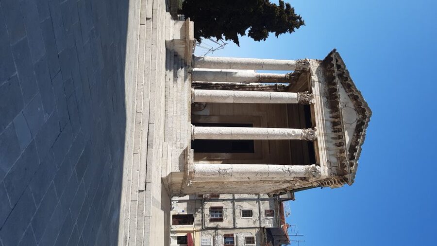 Pula: Historic Sites Guided Walking Tour - Meeting at the Pula Arena