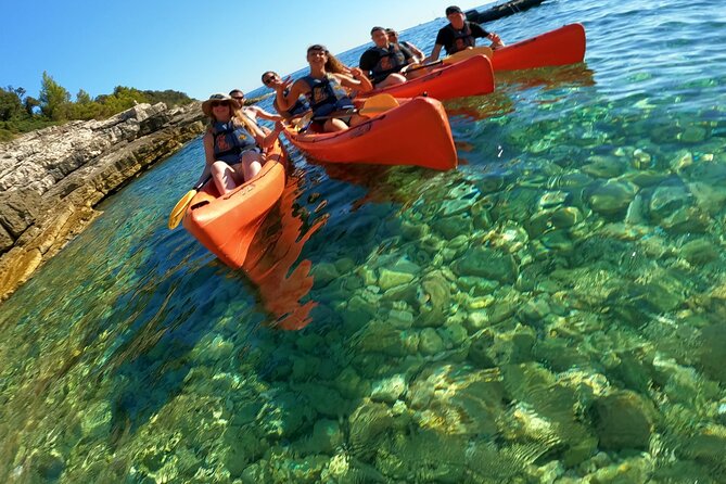 Pula:Kayak Tour-Cliff jumping,snorkeling&free GoPro pictures - Who will enjoy this Pula kayak tour?