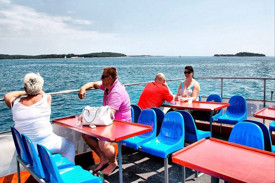 Pula: National Park Brijuni Dolphin Cruise with Dinner - Practical tips for a smoother evening