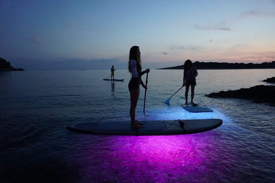 Pula: Night LED Stand-Up Paddle Board Tour - The 1.5-hour guided paddle around the island and bay