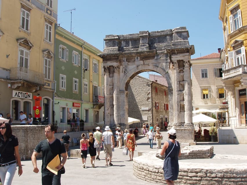 Pula: Old Town Walking Tour for Foodies with Dinner and Wine - Who will get the most from this experience