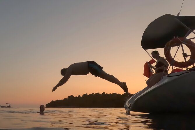 Pula: Private Golden Hour Sail - Dolphins, Drinks & Brijuni Views - A private sunset sail from Marina Polesana