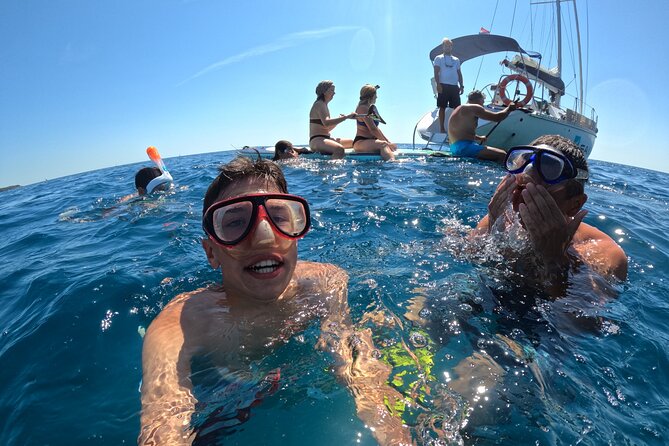Pula Private Sailing Tour: 4-Hour Customizable Sail, Snorkel, SUP - Starting at Marina Polesana in Pula