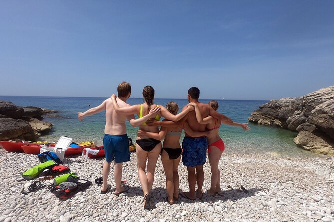Pula Sunset Adventure – Boat, Kayak, Snorkeling & Sunset - Drinks, fruit, and the long sunset pause