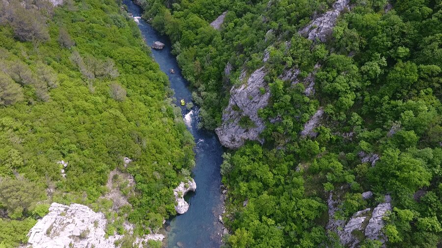 Rafting on the Cetina river - Who will enjoy this rafting trip most