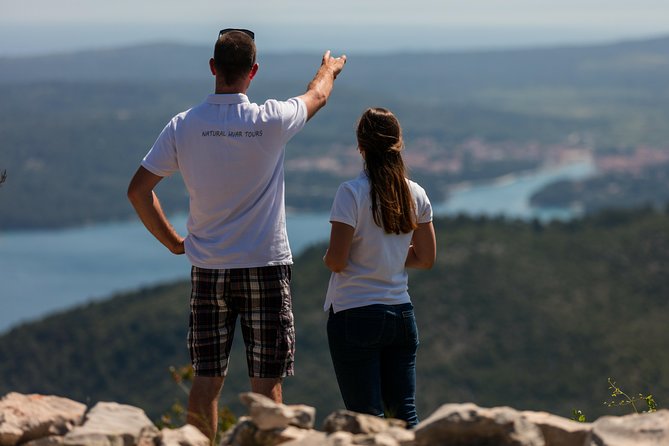 Red (Wine Tasting) Tour - The drive to Stari Grad and the northern side of Hvar
