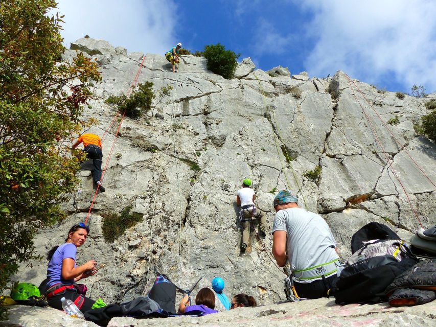 Rock Climbing Lesson in Dubrovnik - Your first briefing: rope, harness, and safety