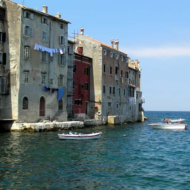 Romantic Rovinj - a private walking tour - Through Rovinj’s narrow Old Town lanes