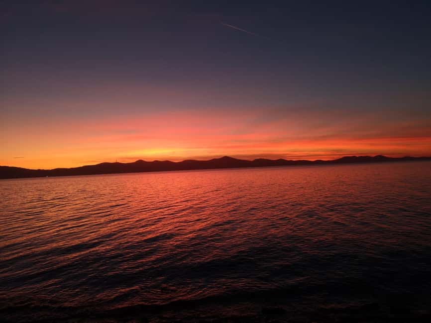 Romantic Sunset tour around Zadar with Drinks - Watching the Old Town turn gold