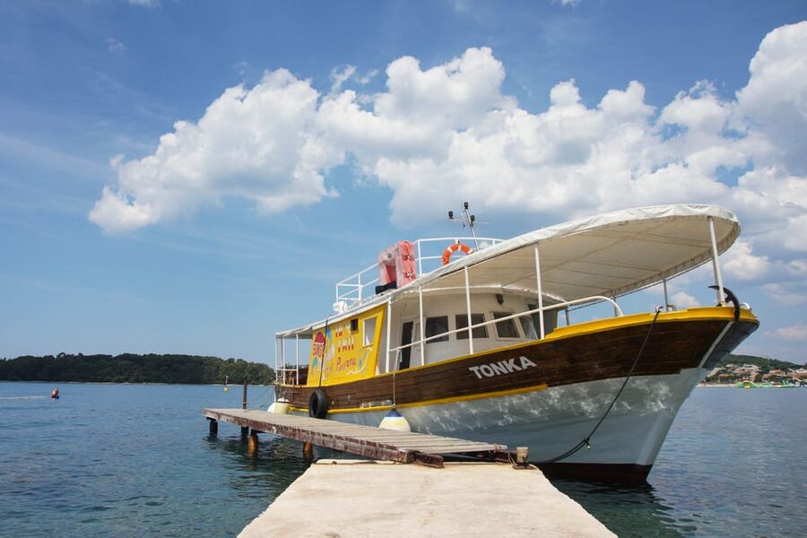 Rovinj: Lim Fjord and Pirate Cave Boat Tour - How the timing shapes your day