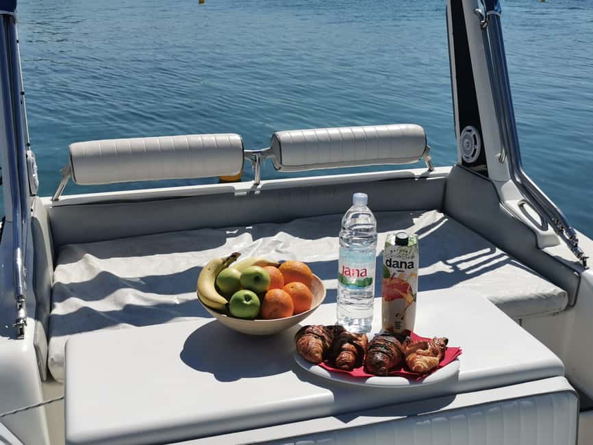 Rovinj: Red Island and Pirate Cave speedboat tour - A speedboat morning with three different moods